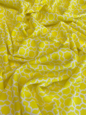 Віскоза італійська з білим графічним малюнком на жовто-лимонному фоні (ш. 1,2м)