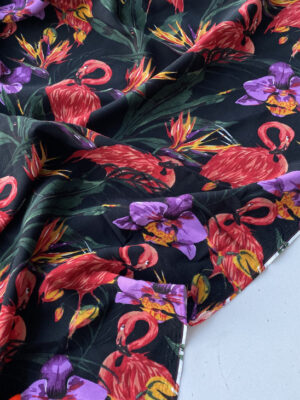 Тканина штапель чорний з фламінго і тропічними квітами