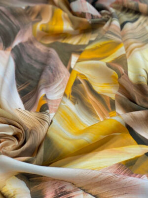 Віскоза італійська з абстракційною акварелью Сахара в бежево-коричневатій гамі