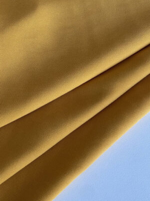 Тенсел Італія жовто-янтарного кольору