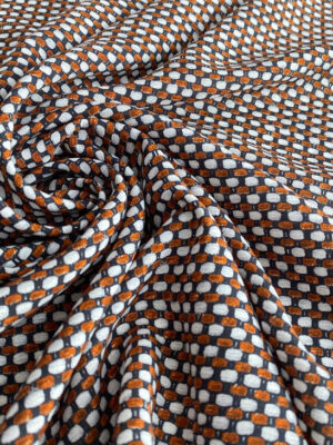 Віскоза італійська з міленьким коричнево-теракотовим принтом на білому фоні