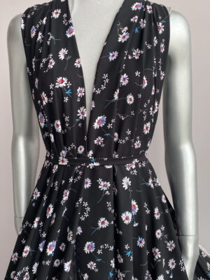 Шифон креп чорний з білими ромашками