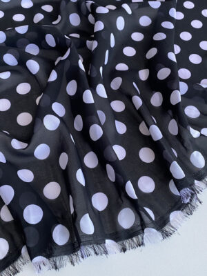 Прозорий шифон чорний з білими горошками розміром 2*2см