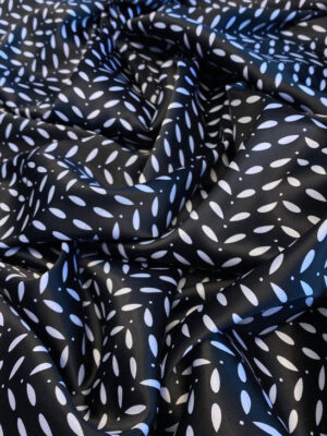 Котон-шовк чорного кольору з міленькими білими листиками