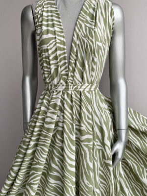 Суперсофт крупна зебра з оливкувато-білій гамі