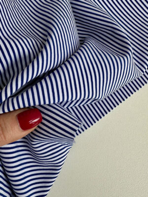 Суперсофт з синьою вертикальною смужкою на білому (ширина полосок 1мм і 3мм)