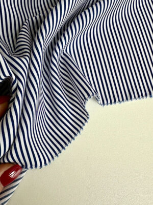 Суперсофт з темно-синьою вертикальною смужкою на білому (ширина полосок 1мм і 3мм)