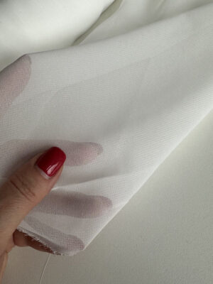 Шифон прозорий молочного кольору