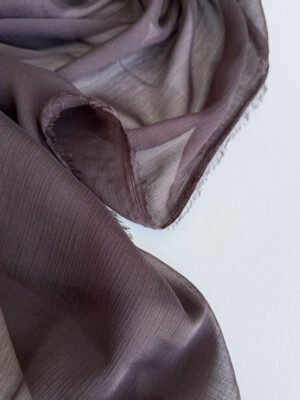 Жатий шифон темно-коричневого кольору