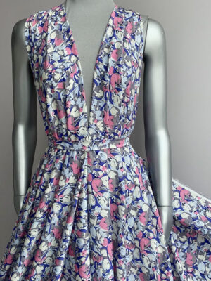 Тканина штапель  блакитний з ніжними фрезовим бутонами квітів