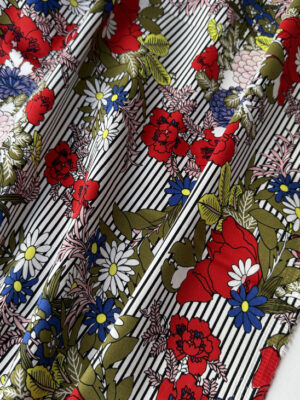 Стрейч котон з квіткомим принтом і чорно-білими тонкими смужками (ширина чорноі 2мм, білоі - 4мм)