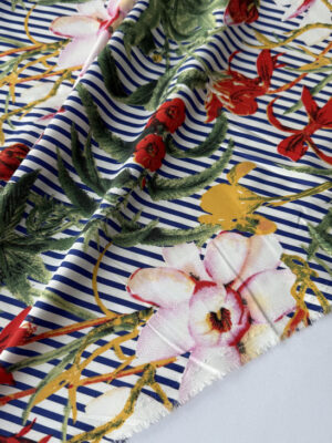 Котон смісовий з квітковим принтом і синьо-білими смужками (ширина синьоі 4мм, білоі - 6мм)