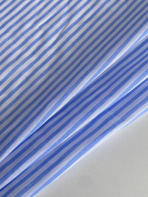 Батист в вертикальну біло-блакитну смужку шириною 4мм