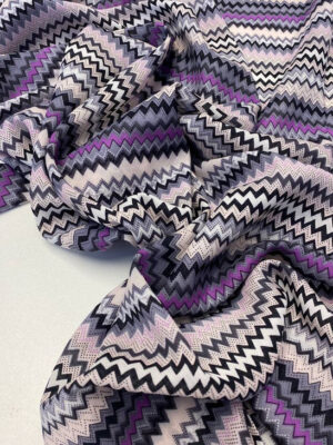 Батистова тканина в стилі Міссоні в фіолетово-сірій гамі